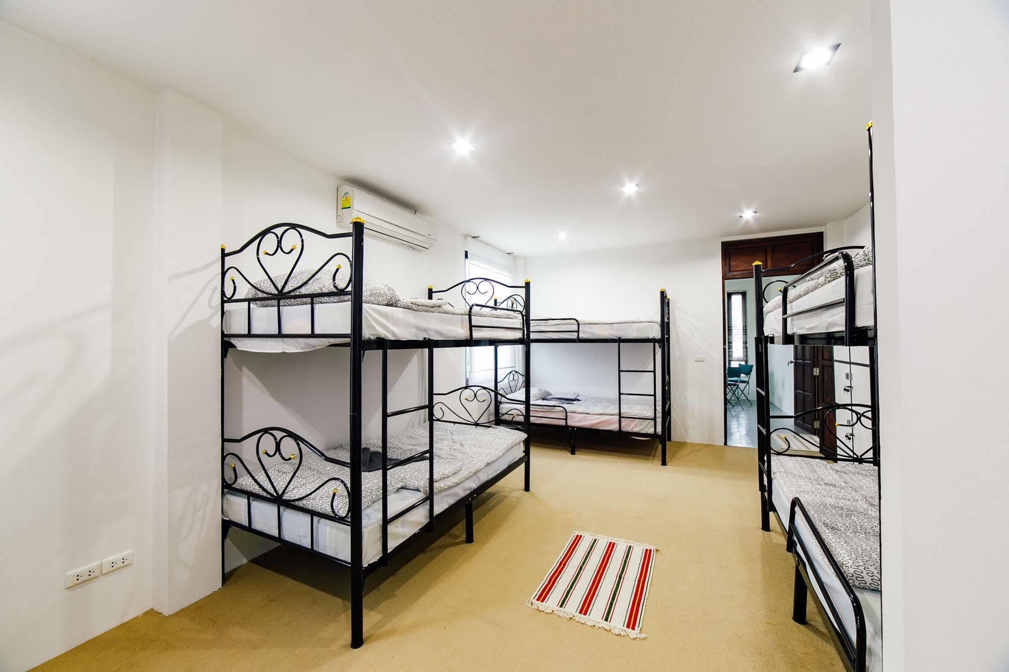 Backpackers Eurohostel شاطئ تشاوينغ المظهر الخارجي الصورة